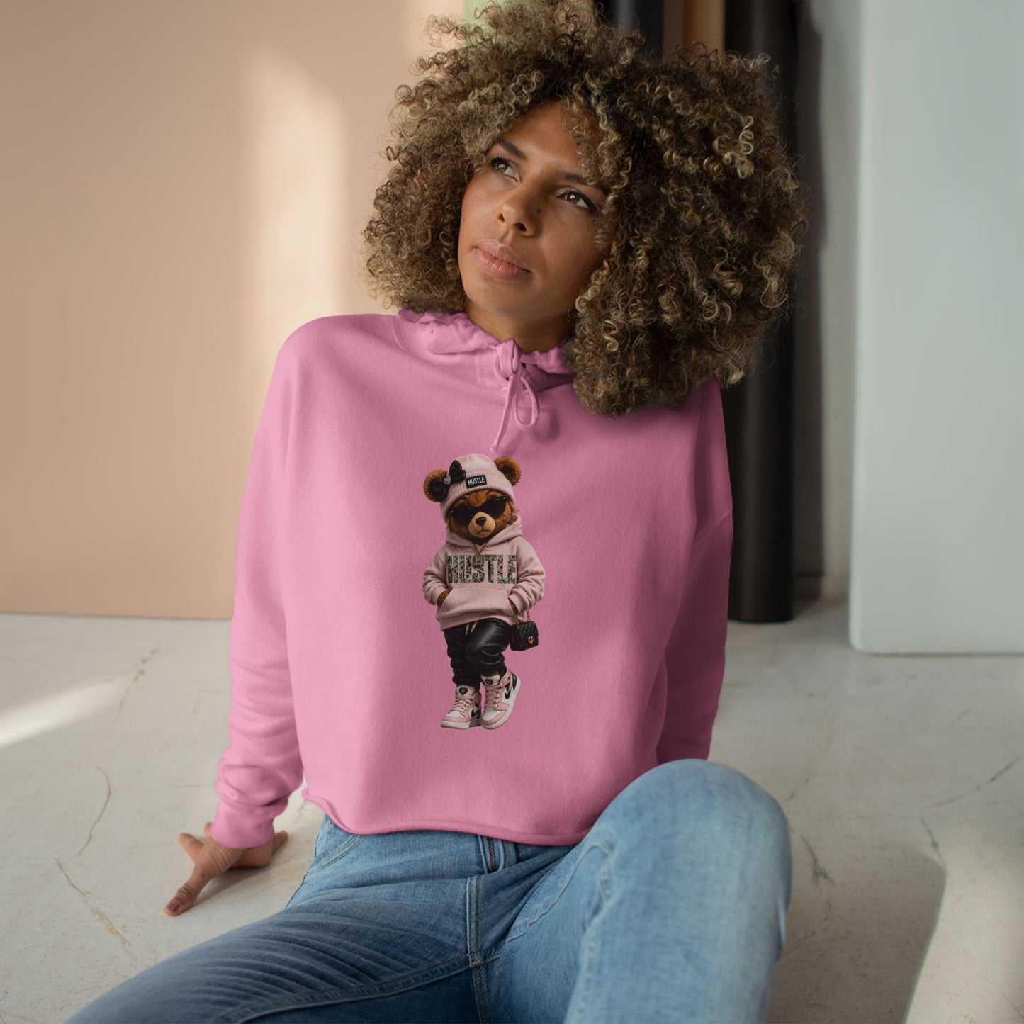 Cute Teddy Bear Crop Hoodie — Streetwear Teddy Graphic Crop Pullover